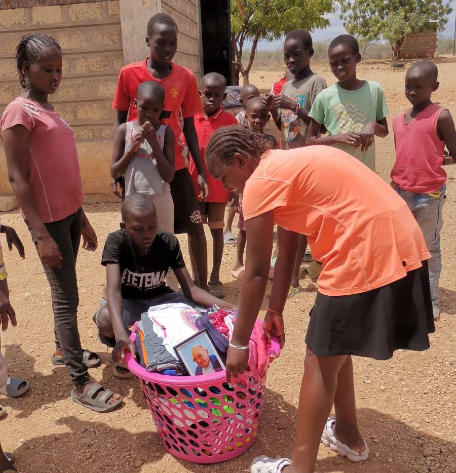 The picture of Emil, who sponsered the well mostly, is present.